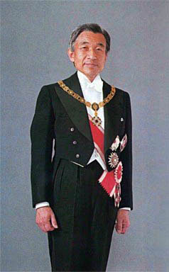 Tsugu-no-miya Akihito shinnō , Akihito, Empereur du Japon