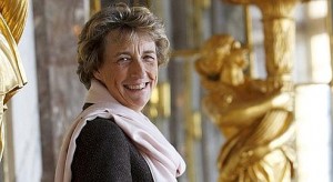 BEATRIX SAULE VERSAILLES