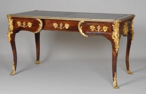 Le bureau-plat de Louis XV Le bureau-plat de Louis XV